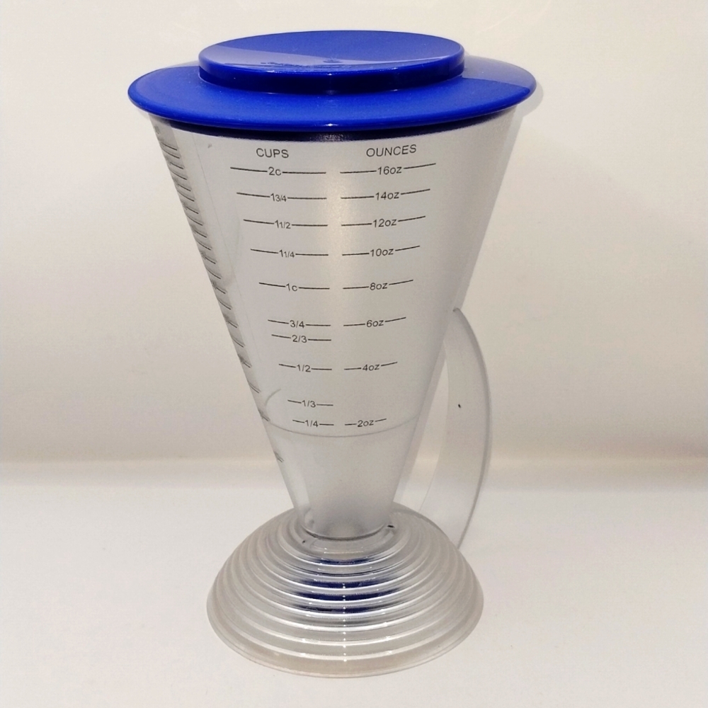 Tupperware Cone Shape Measuring Cup 2 Cup 16 oz 500 ml Funnel Lid